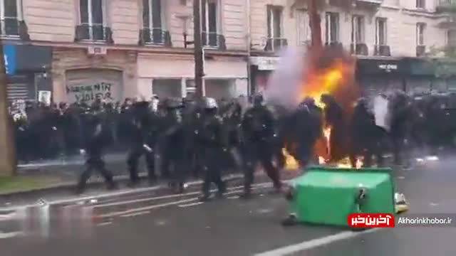 حمله معترضان به پلیس فرانسه در روز کارگر