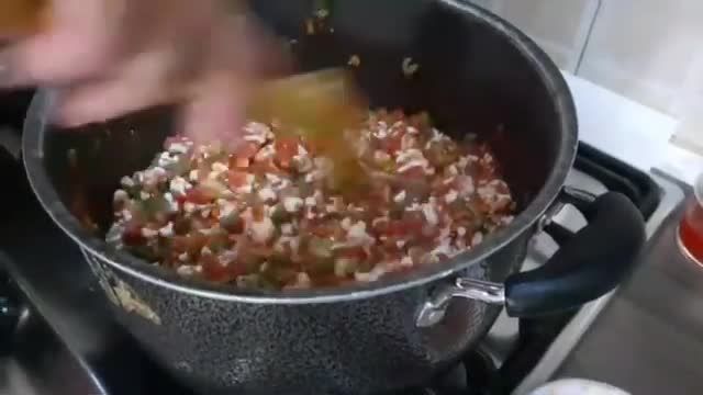 طرز تهیه سالاد ترشی گوجه مشهدی خوشمزه و فوری در چند دقیقه