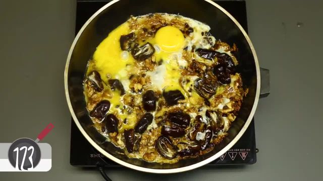 دستور پخت شش انداز زنجانی با گردو و کشمش