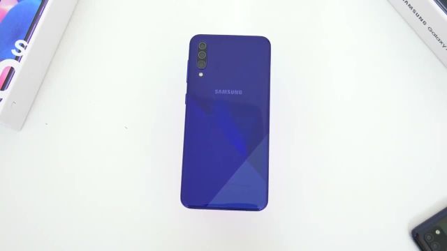 بررسی و مقایسه Samsung Galaxy A30S در مقابل Samsung Galaxy A31