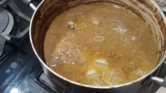 طرز تهیه خورشت فسنجون با مرغ خوشمزه و جاافتاده غذای اصیل ایرانی