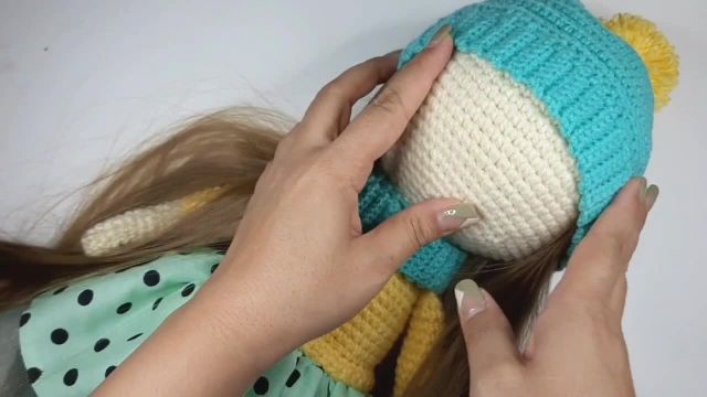 آموزش قلاب بافی : بافت عروسک دختر روسی به روش ساده و آسان