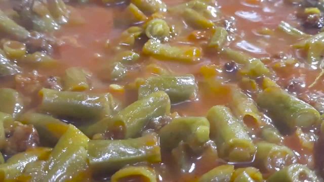 طرز تهیه لوبیا پلو با گوشت چرخ کرده خوشمزه و بی نظیر غذای مجلسی ایرانی