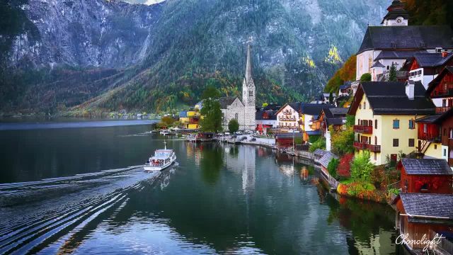 طبیعت زیبای دهکده هالشتات اتریش را در این ویدیو ببینید!