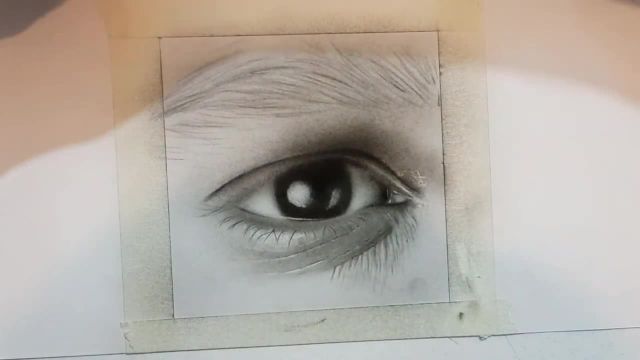 آموزش نقاشی سیاه قلم: طراحی چشم بصورت هایپررئال (قسمت 10)