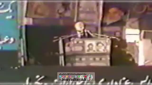 مداحی کوثری در کنار مرقد مطهر امام خمینی