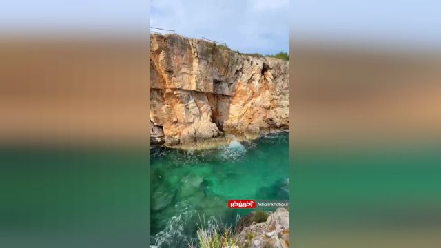 کلیپ طبیعت زیبا از ساحل کامنجاک در کرواسی