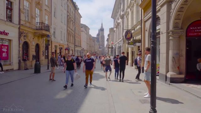 تور پیاده‌ روی در امتداد خیابان‌ های کراکوف | سفر به لهستان زیبا