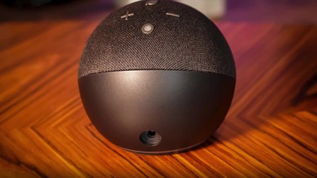 تست صدای Echo Dot نسل پنجم در مقابل نسل چهارم و نسل سوم