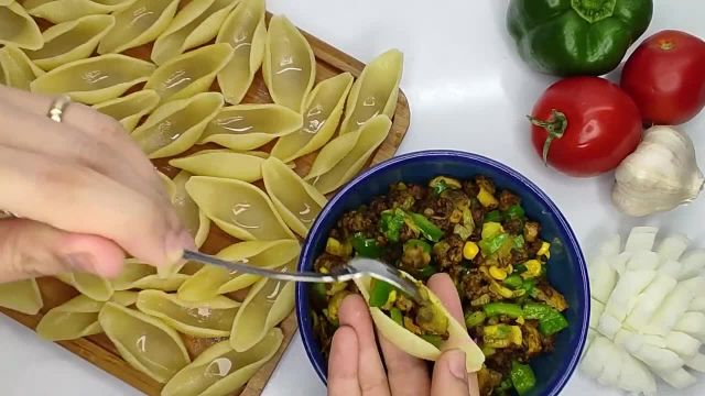 طرز تهیه خوشمزه ترین پاستا صدفی شکم پر