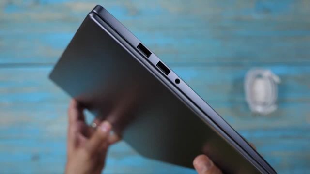 جعبه گشایی ویدئویی هواوی میت بوک دی 15 (Huawei Matebook D15)