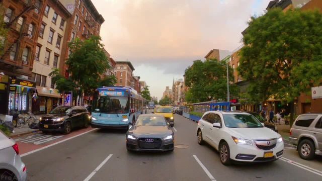 رانندگی عصرگاهی در نیویورک | ویدئو رانندگی در شهر با صداهای خیابان | نمای عقب