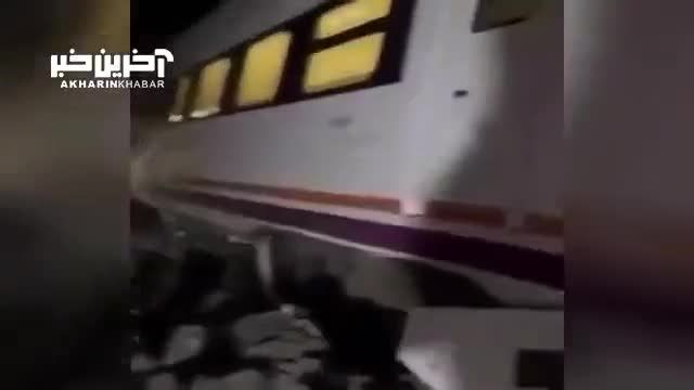 تصادف دو قطار مسافربری در جنوب اسپانیا: یک برخورد ناگوار که نیازمند توجه فوری است