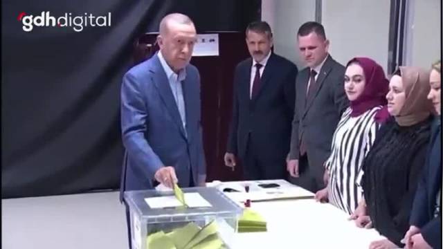 «رجب طیب اردوغان» در استانبول رأی خود را به صندوق انداخت | ویدیو