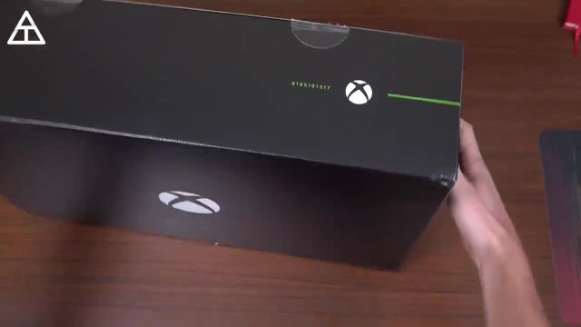 آنباکس و راه اندازی Xbox One X Project Scorpio