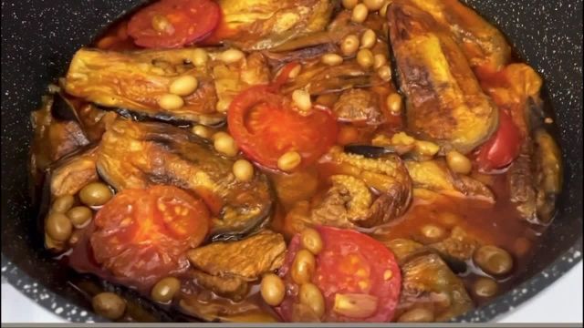 طرز تهیه خورشت بادمجان با مرغ خوشمزه و مجلسی به روش تهرانی