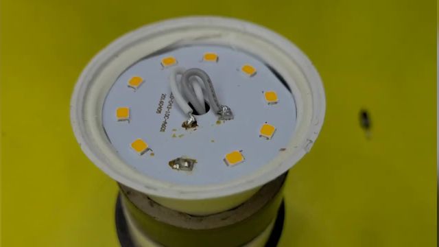 افزایش طول عمر لامپ های LED | جلوگیری از سوختن لامپ های ال ای دی