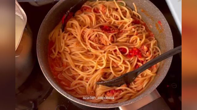 طرز تهیه اسپاگتی با تن ماهی غذای ایتالیایی خوشمزه و بی نظیر