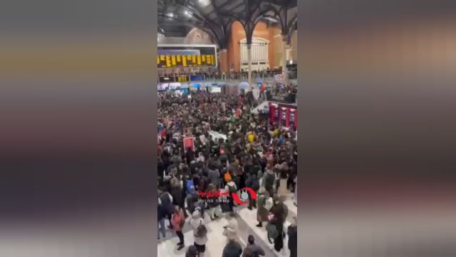 تظاهرات گسترده در مترو لندن در حمایت از مردم مظلوم فلسطین