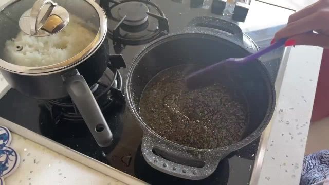 طرز پخت خورشت قرمه سبزی غلیظ و خوشمزه به صورت مرحله به مرحله