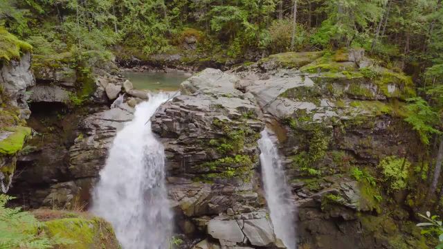 رنگ‌ های پاییزی پارک ملی آبشار شمالی | ویدیوی آرامش با صداهای طبیعت | قسمت 2