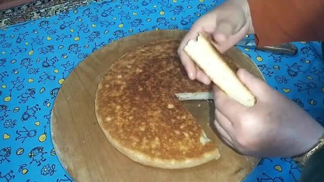 طرز تهیه نان دیگی نرم و پنبه ای با دستور افغانی فوق العاده خوشمزه