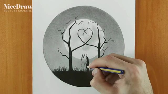 طراحی دایره ای مسحور کننده : طرحی جذاب از یک دختر و پسر زیر درخت عشق با مداد