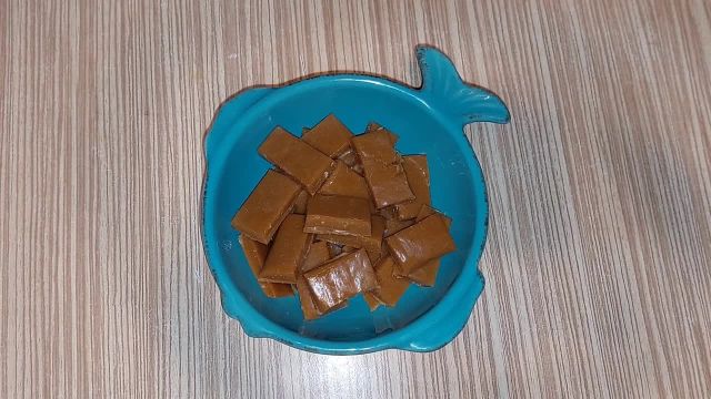 طرز تهیه شکلات تافی خانگی فقط با سه مواد | تافی کره ای