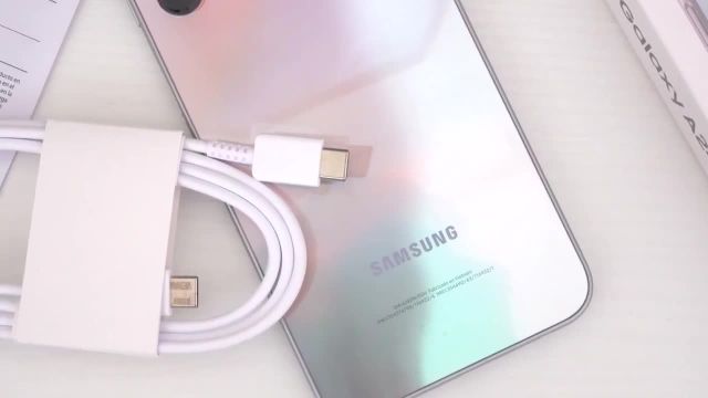 آنباکس و بررسی Samsung Galaxy A24 4G/LTE (نقره ای متالیک)