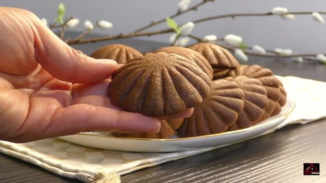 طرز تهیه کوکی شکلاتی افغانی در کمترین زمان ممکن