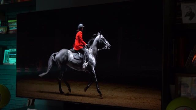 معرفی تلویزیون QLED سامسونگ Q80R 65 اینچی، تصویری باورنکردنی با قیمتی بی نظیر!