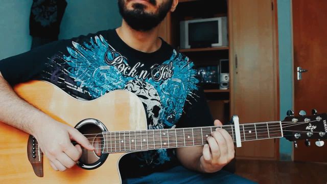 آموزش گیتار | آکورد آهنگ بهش بگید از کوروش