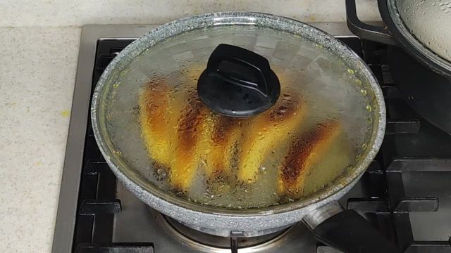طرز تهیه خورشت قيمه بادمجان با گوشت چرخ کرده