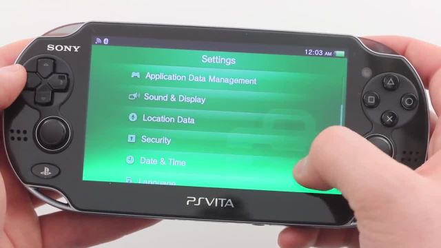 آنباکس و بررسی PlayStation Vita