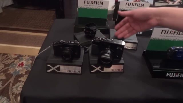 آنباکس و بررسی Fujifilm X-Pro1 & X10