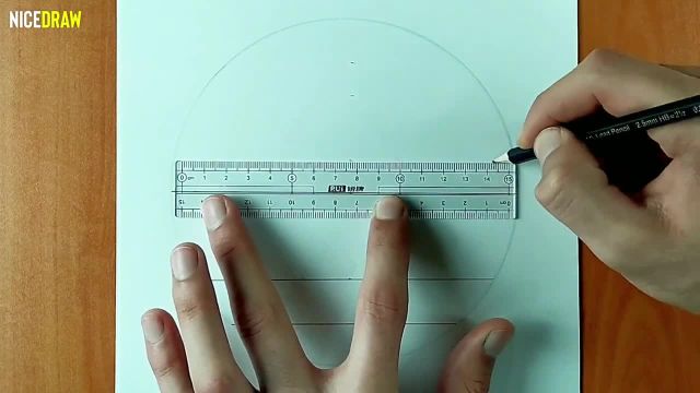 مراحل آسان و ساده برای نقاشی دایره با مداد معمولی