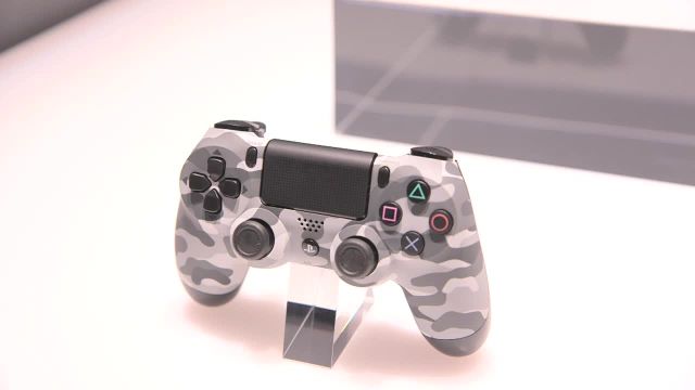 آنباکس و بررسی White PS4 + New Controllers