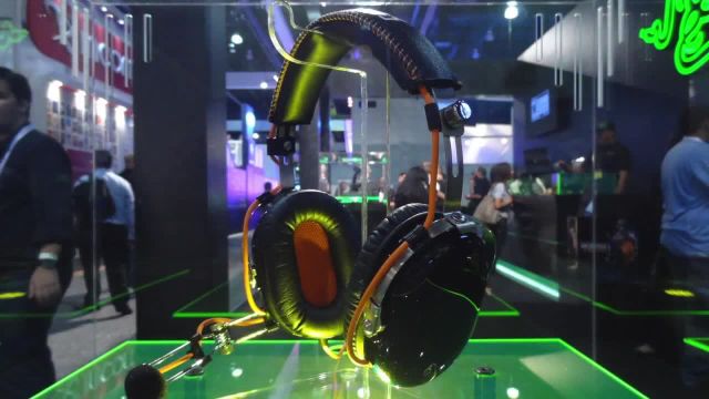 آنباکس و بررسی Gaming Headset (E3 2012)