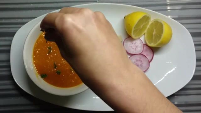 طرز تهیه سوپ دال عدس رژیمی با سس سویا