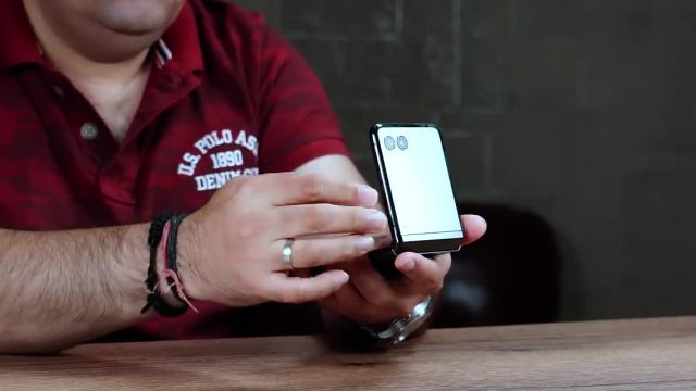آنباکس و بررسی Moto Razr 40 Ultra فناوری گوشی هوشمند Flip!