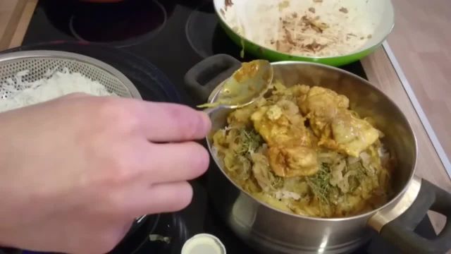 طرز تهیه کلم پلو شیرازی با شوید خشک و مرغ