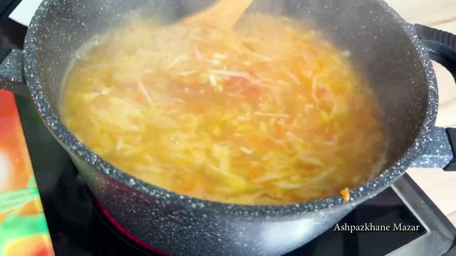 طرز تهیه سوپ خوشمزه و مقوی برای سرماخوردگی به روش افغان ها