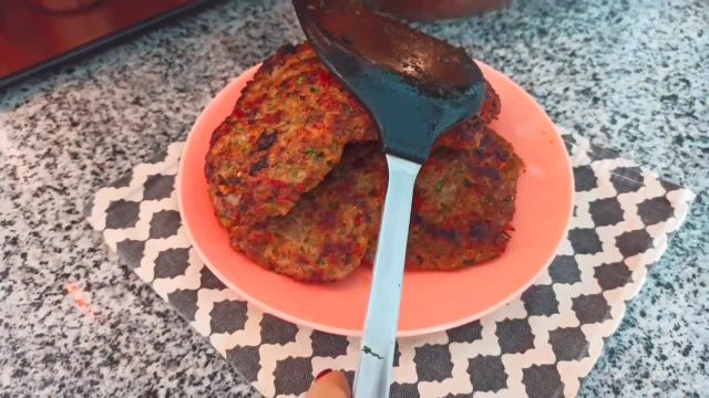 طرز تهیه چپلی کباب پاکستانی خوشمزه و عالی با دستور ساده و آسان