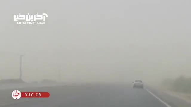 ویدیو آخرالزمانی از وزش طوفان شن در مسیر زابل - زاهدان