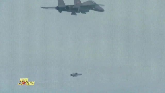 جنگنده J-16 نیروی هوایی چین: شلیک با موشک KD-88 در ویدیو فوق‌العاده