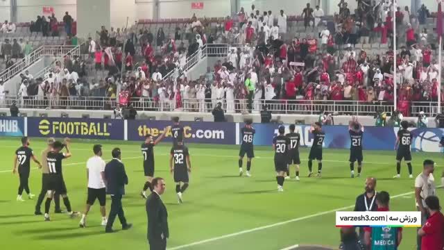 قدردانی بازیکنان پرسپولیس از هواداران حاضر در قطر