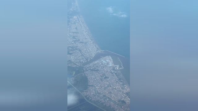 نمای دیدنی شهر بندر انزلی از کابین خلبان