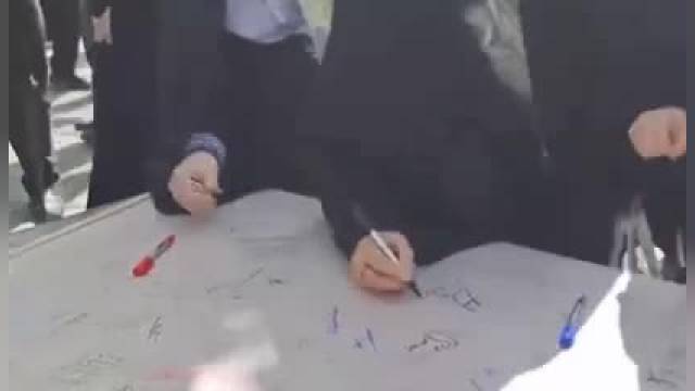 امضای طومار برخورد با بی‌حجابی در 100 نقطه تهران | ویدیو