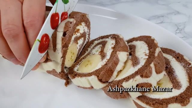طرز تهیه رول کیک کیله دار خوشمزه و پفدار با دستور افغانی