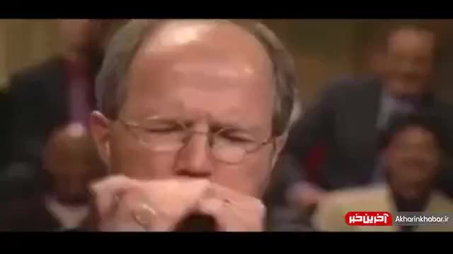 مهارت در نواختن ساز دهنی کوچک توسط بادی گرین